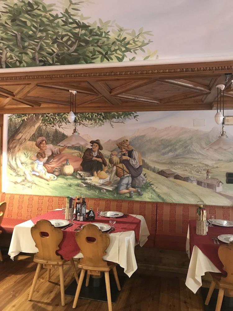 Hotel Piedibosco Moena Esterno foto
