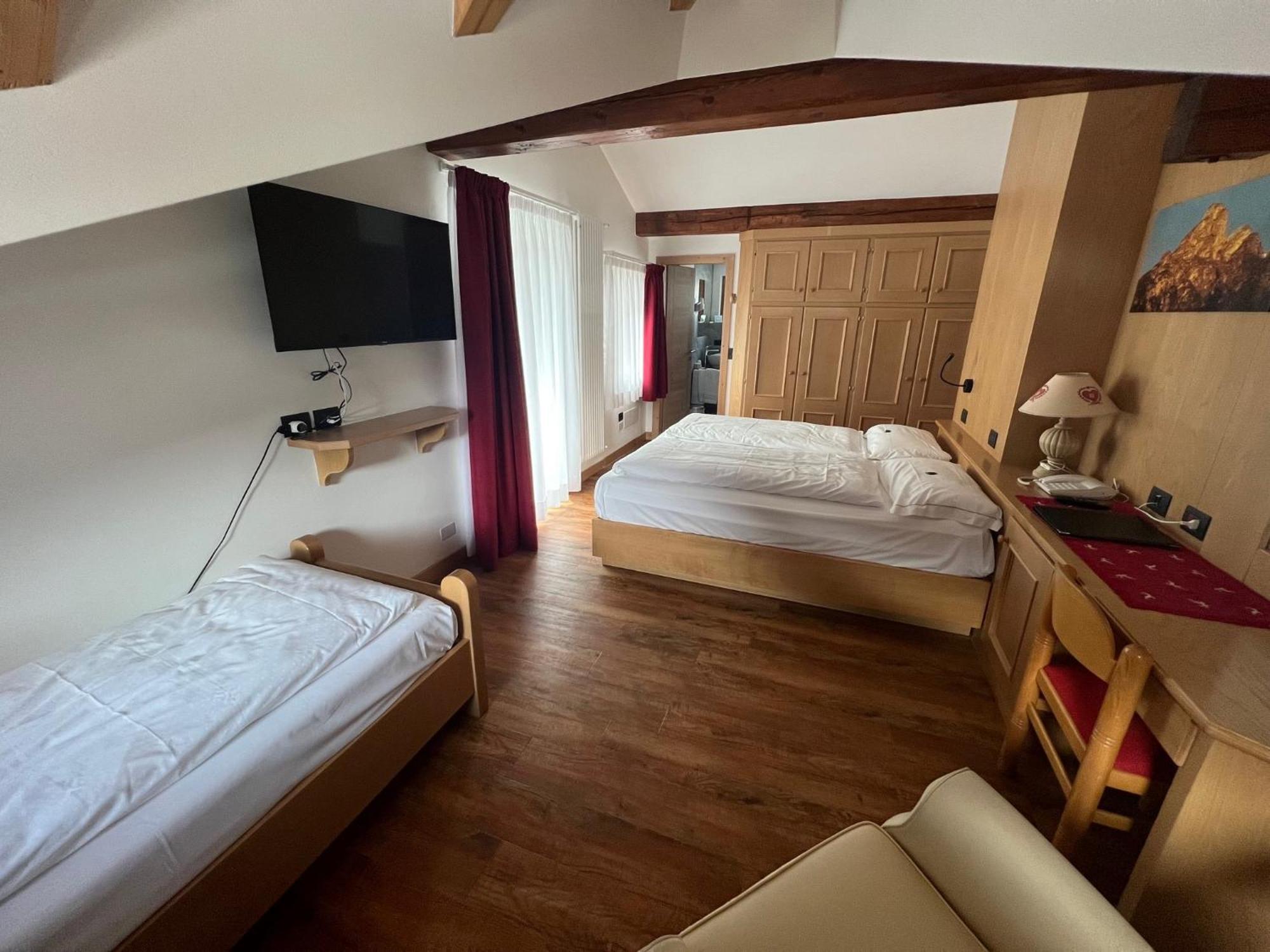 Hotel Piedibosco Moena Esterno foto
